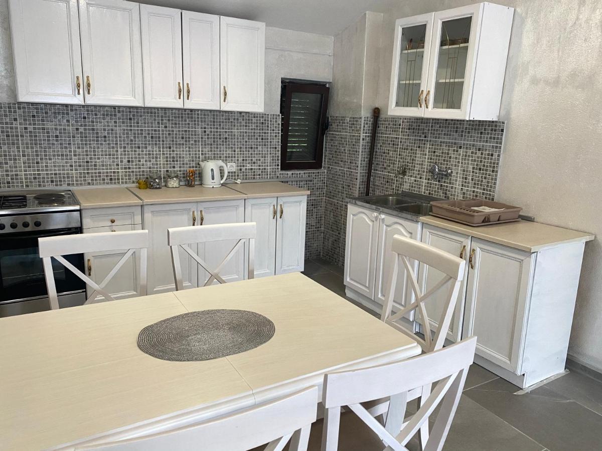 Lux Boka Sea View Apartment Kotor Luaran gambar