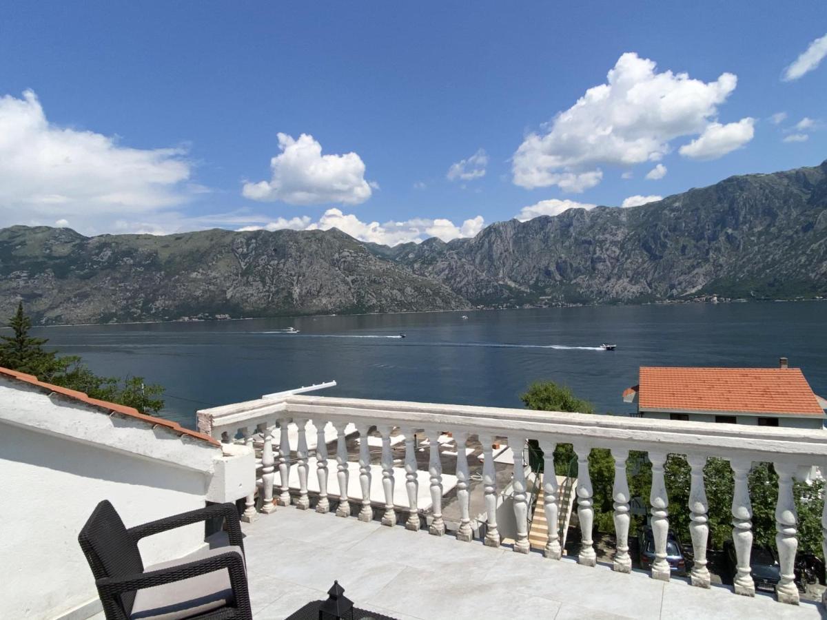 Lux Boka Sea View Apartment Kotor Luaran gambar