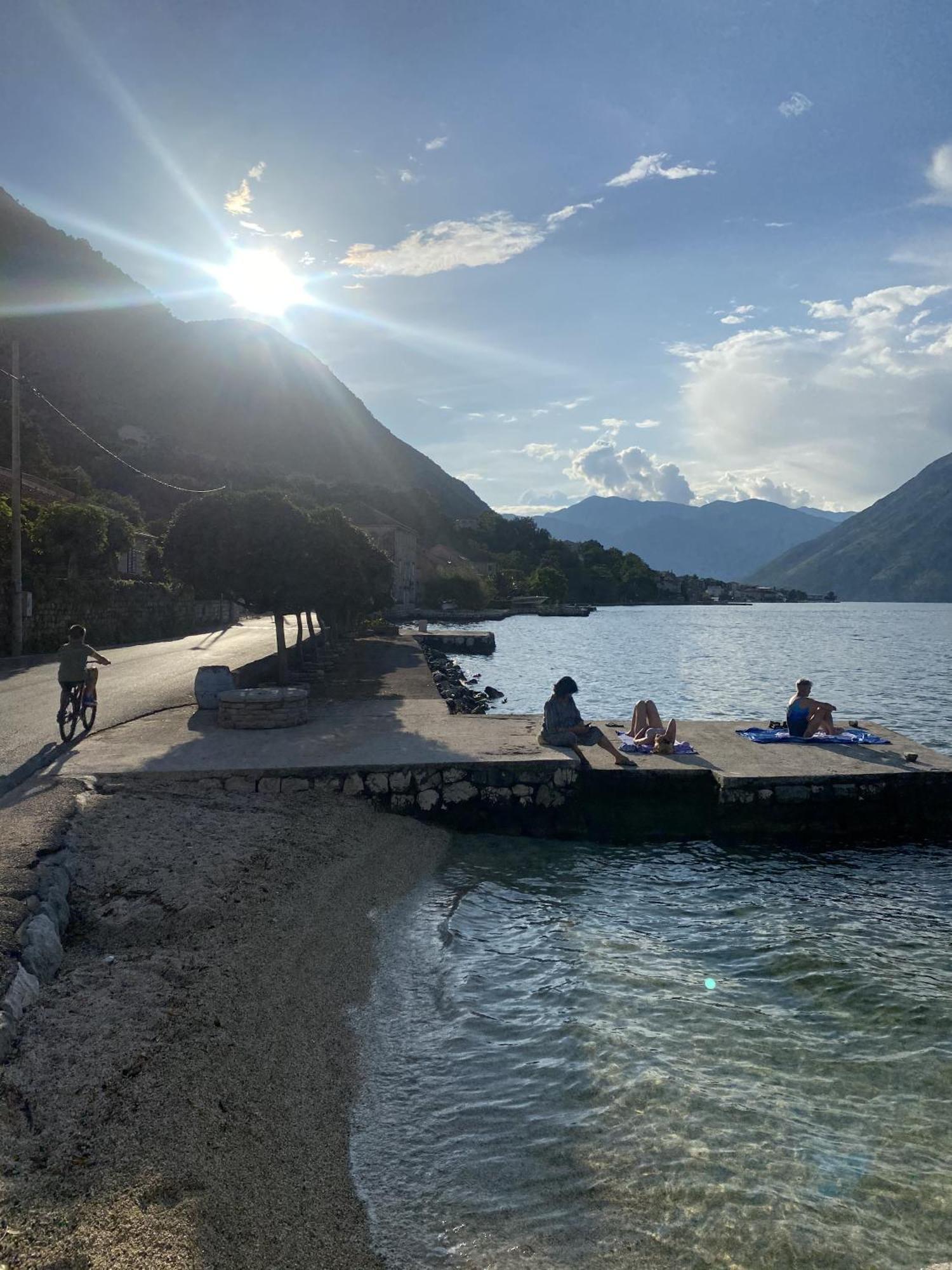 Lux Boka Sea View Apartment Kotor Luaran gambar
